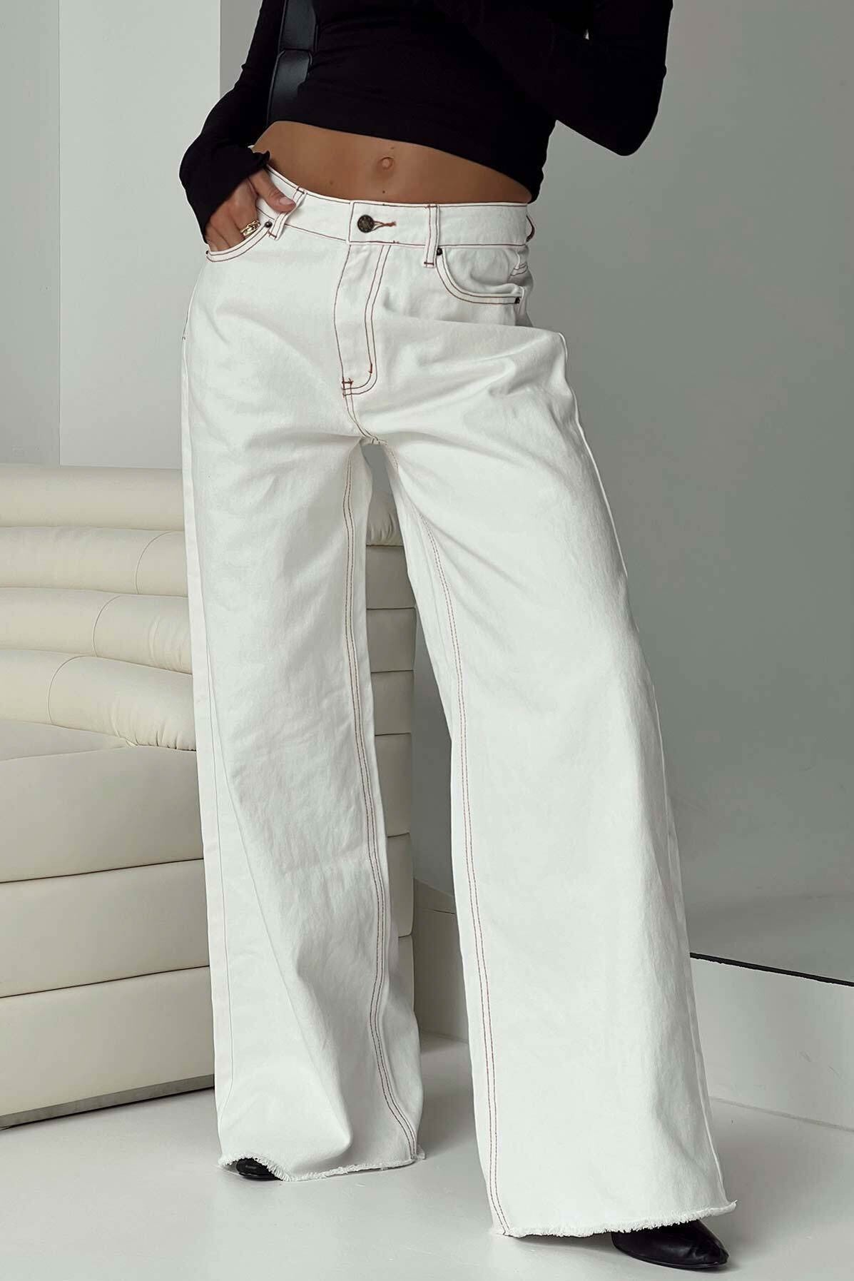 White Jeans