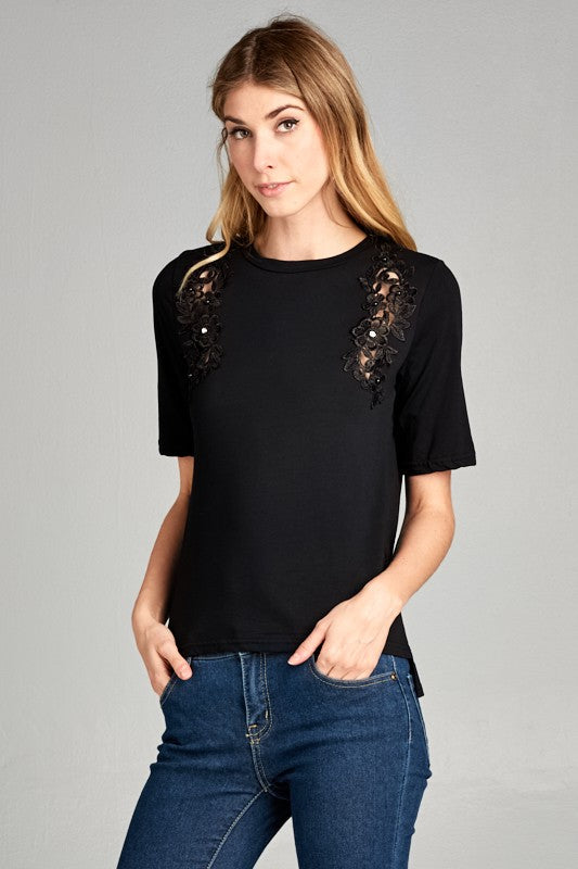SHORT SLEEVE T-SHIRT