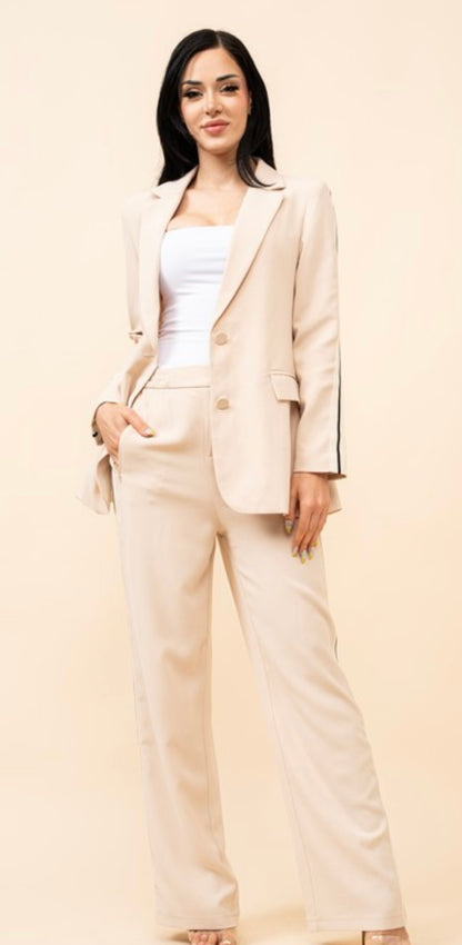 Set (BLAZER & PANTS)