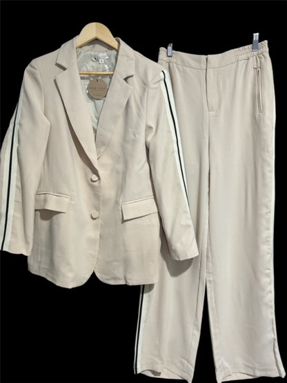 Set (BLAZER & PANTS)
