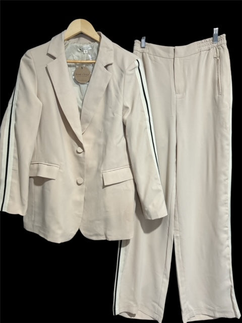 Set (BLAZER & PANTS)